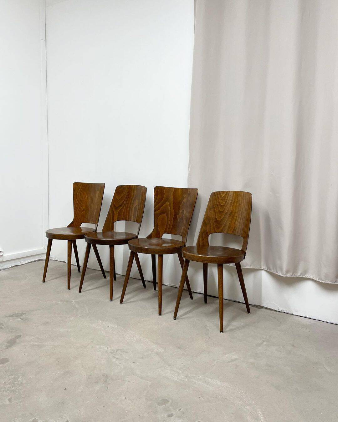 4 Baumann Mondor and Dove chairs