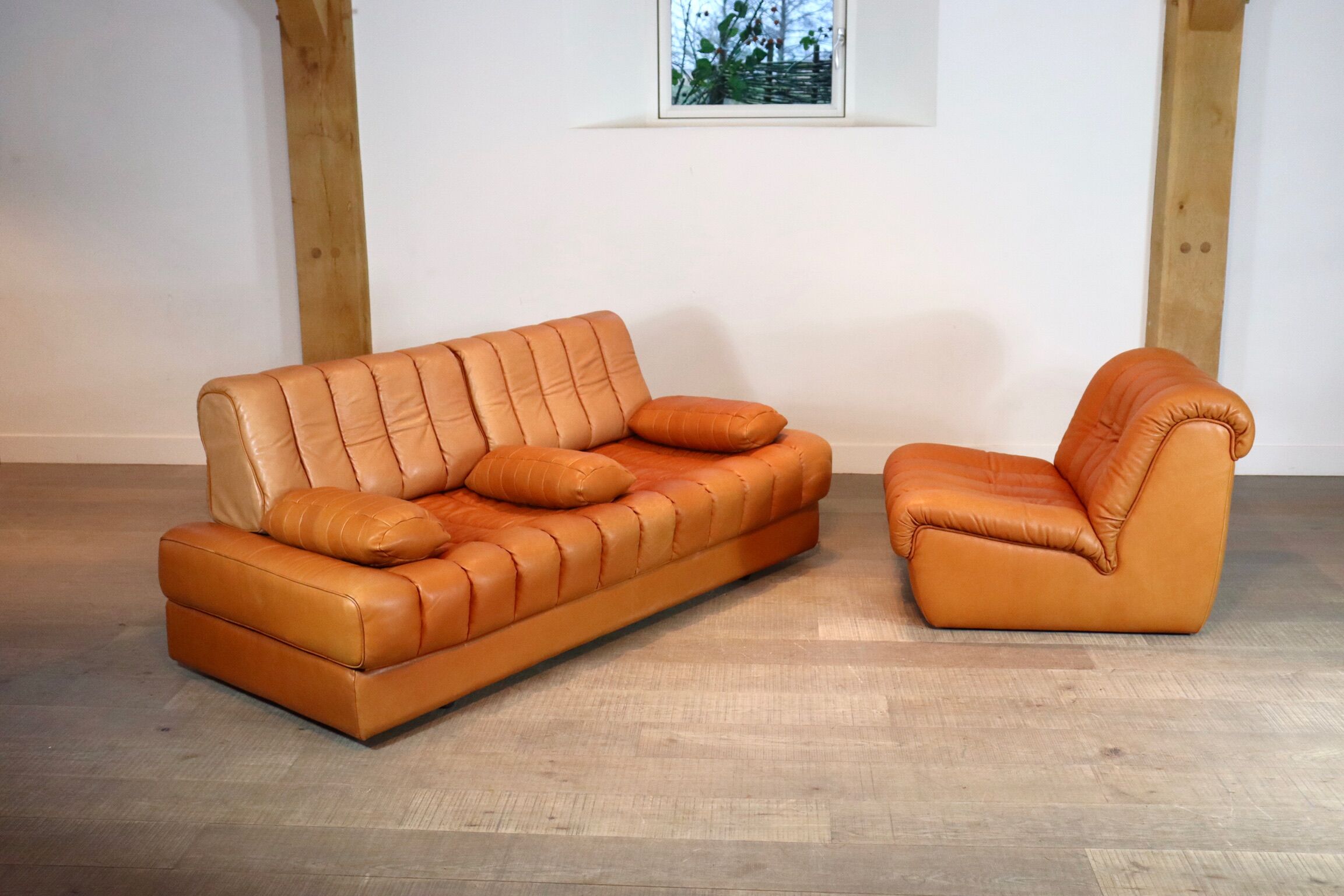 De Sede DS-85 daybed and lounge chair in cognac leather, 1960s