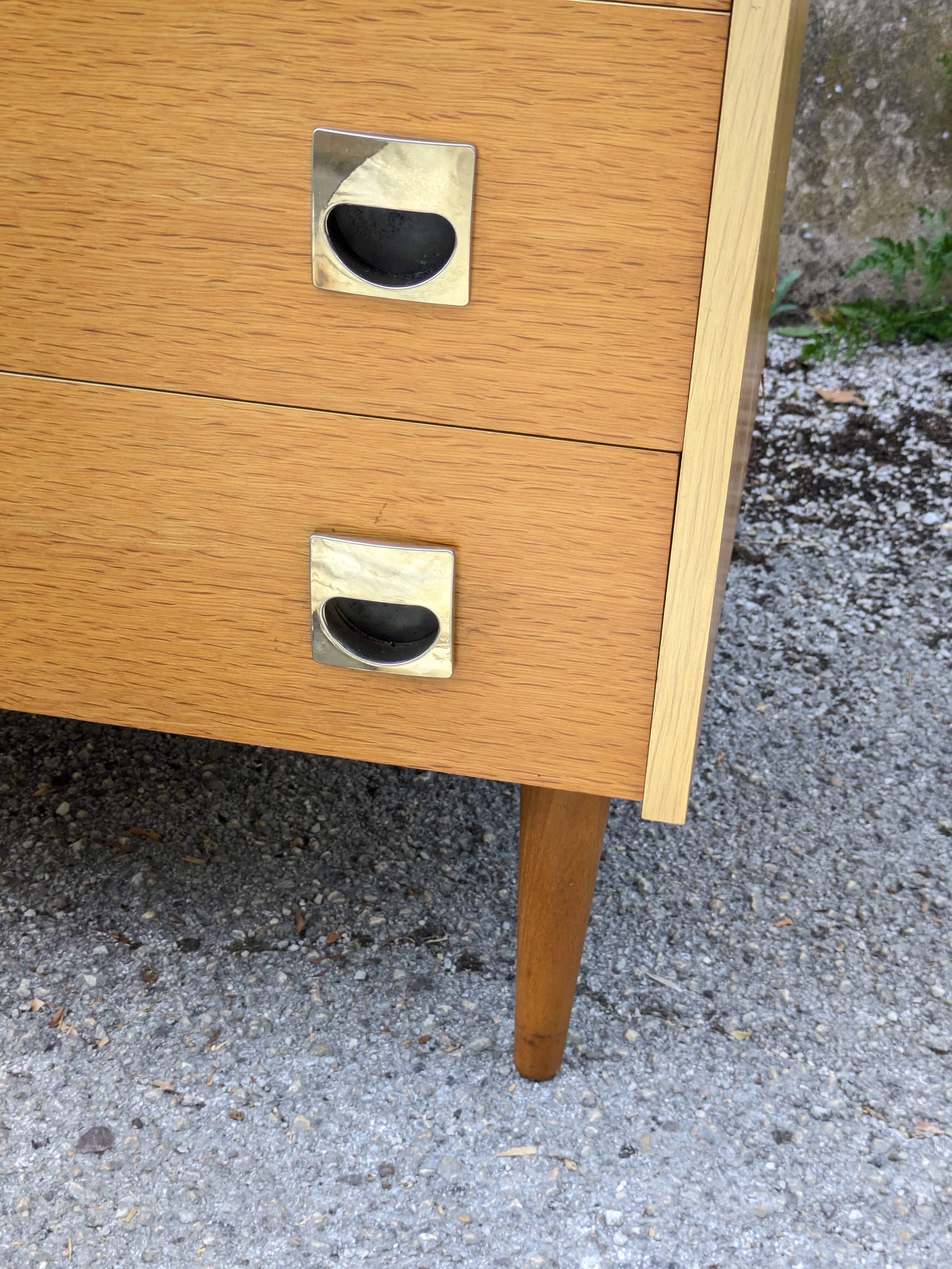 Vintage chest of drawers with 4 drawers, 1970.