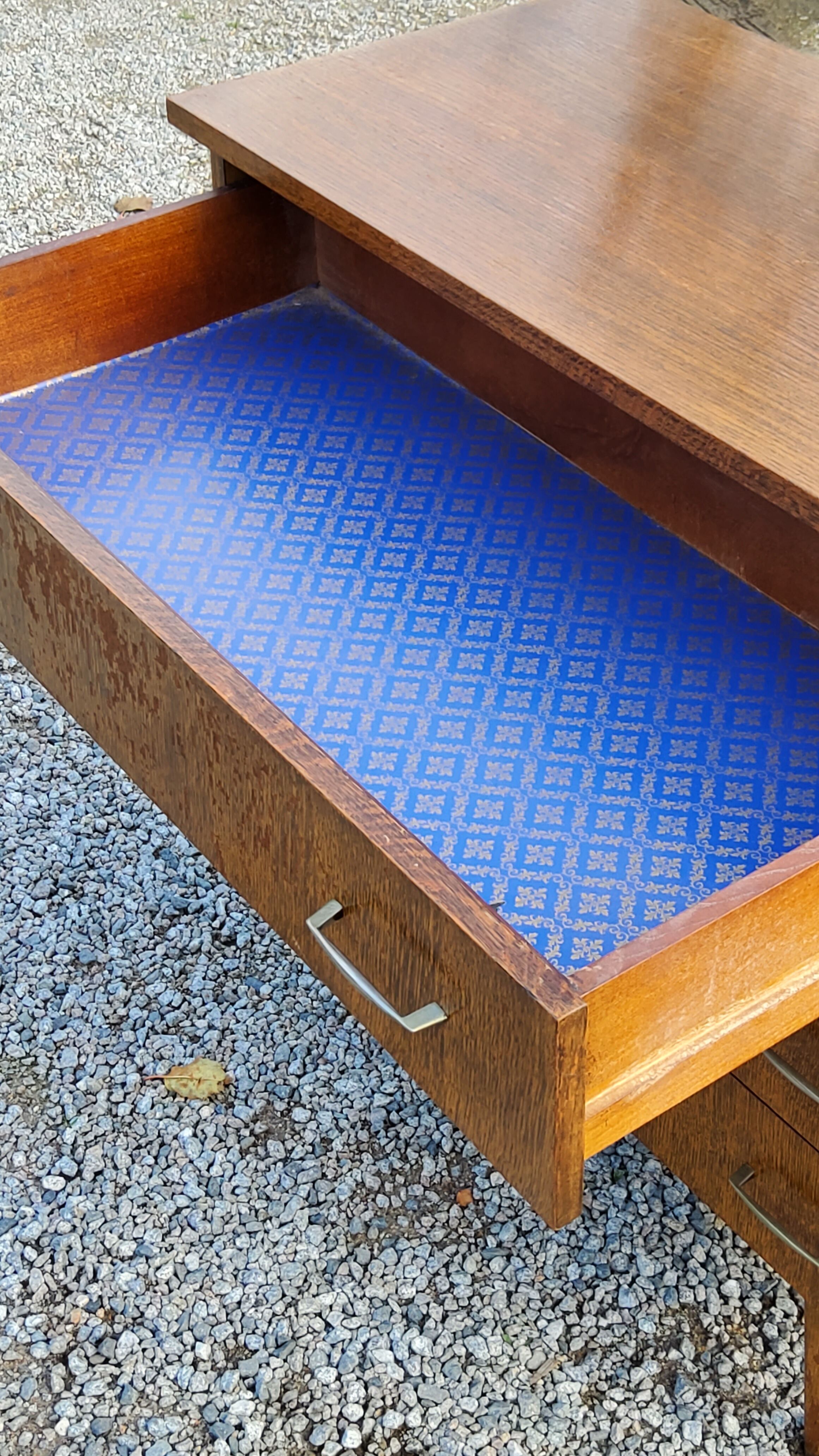 Vintage chest of drawers from the 50s/60s in oak 4 drawers feet bobbin