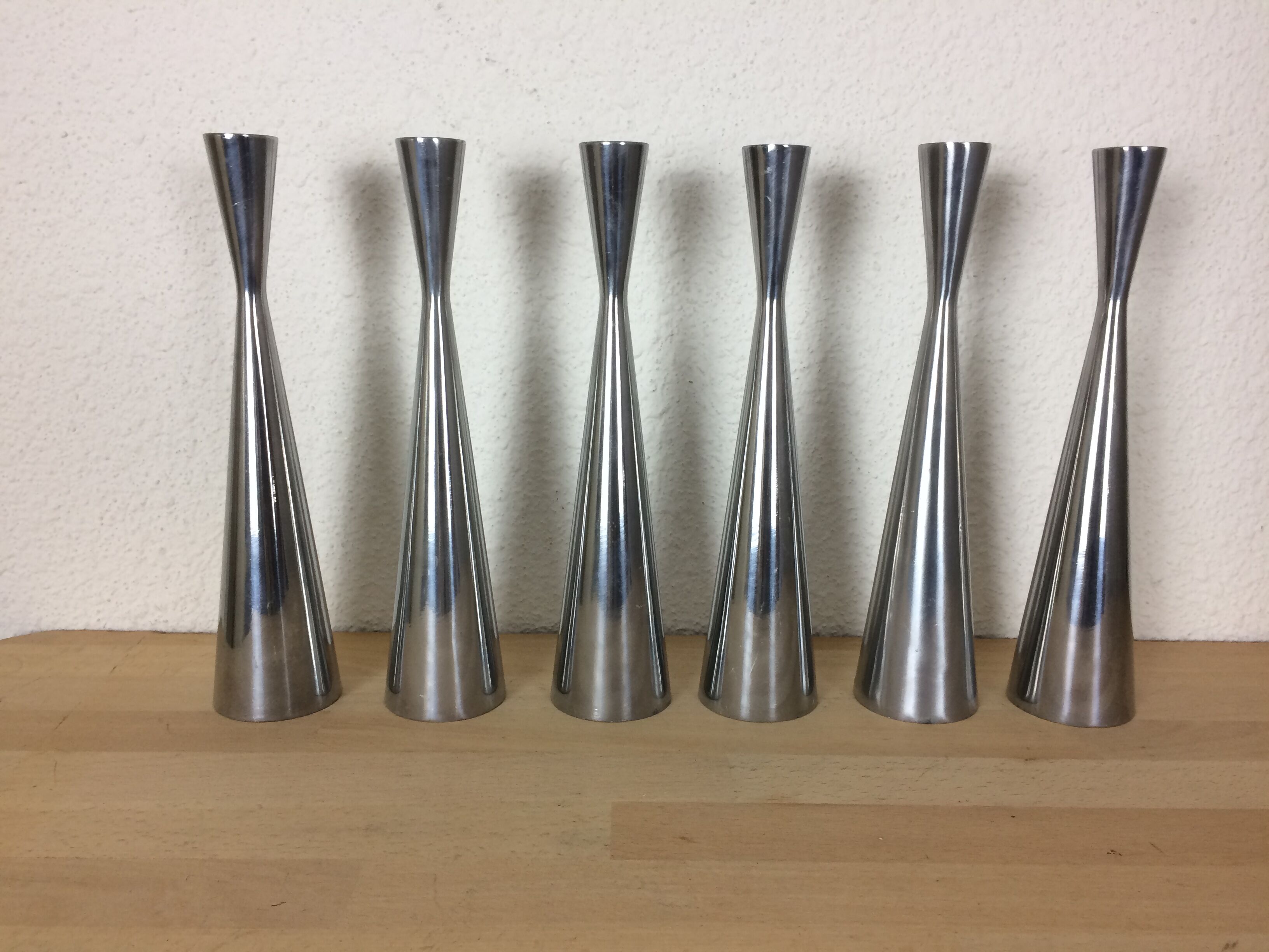 6 aluminium cast iron diabolo candlesticks