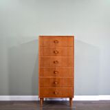 Vintage Meredew Tallboy / Chest Of Drawers in Oak.