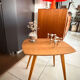 Table d'appoint vintage en bois et pieds compas