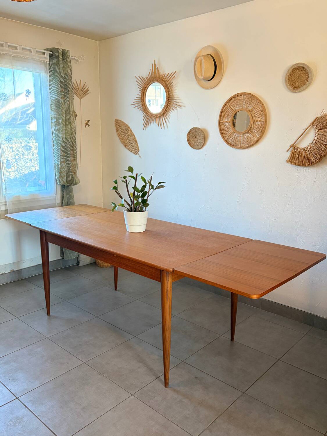 Danish table from the 1960s (very large when extended)