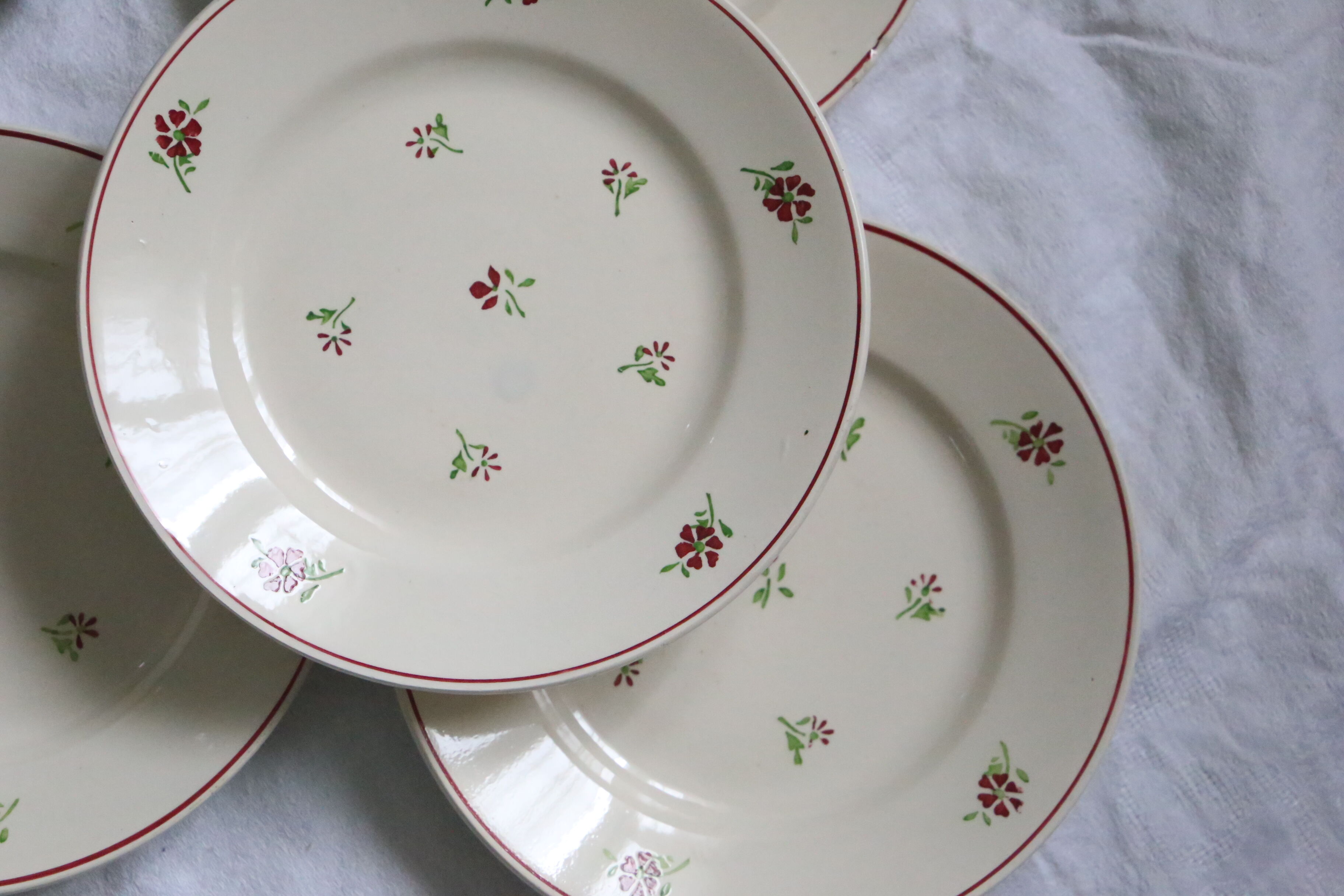 Set of 4 flat plates Niderviller, vintage