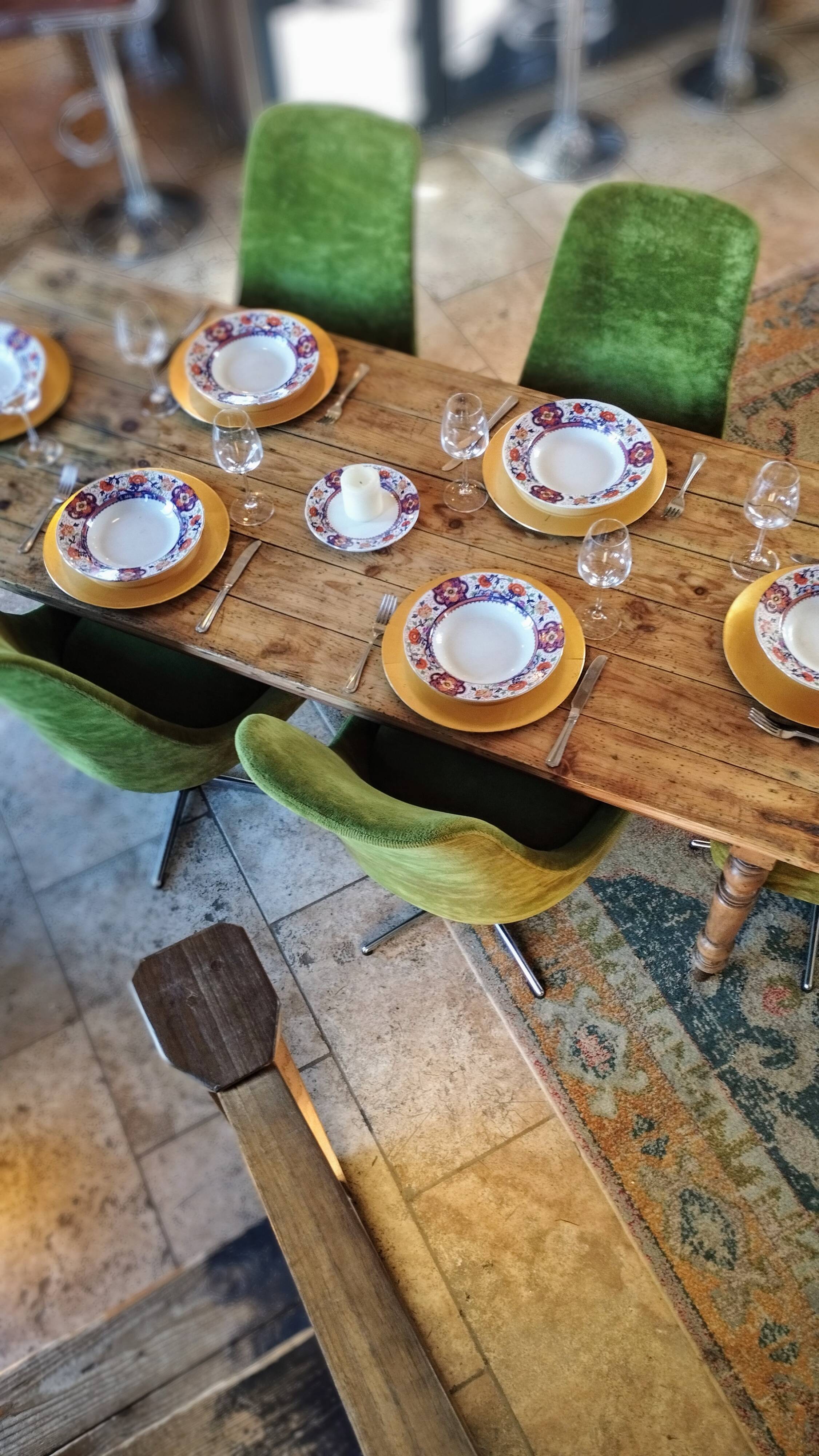 Farmhouse table dating from the end of the 19th century