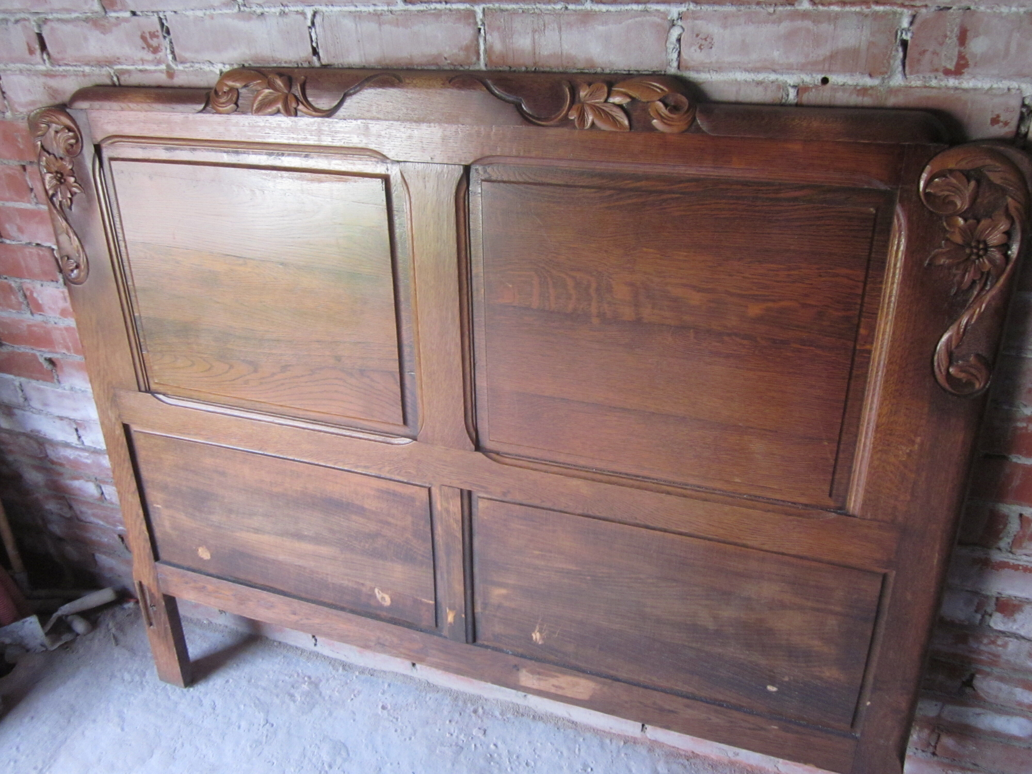 Headboard in oak of the years 50