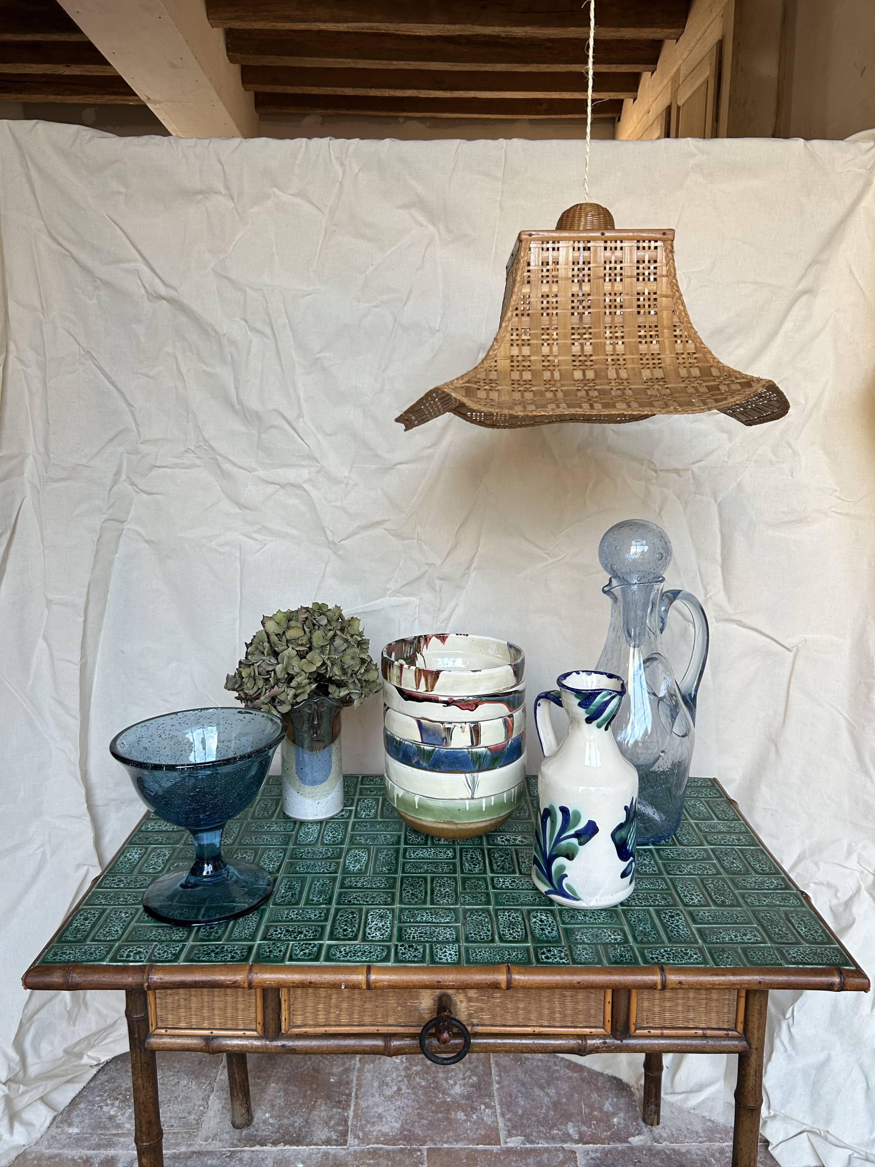 Bowl in painted terracotta