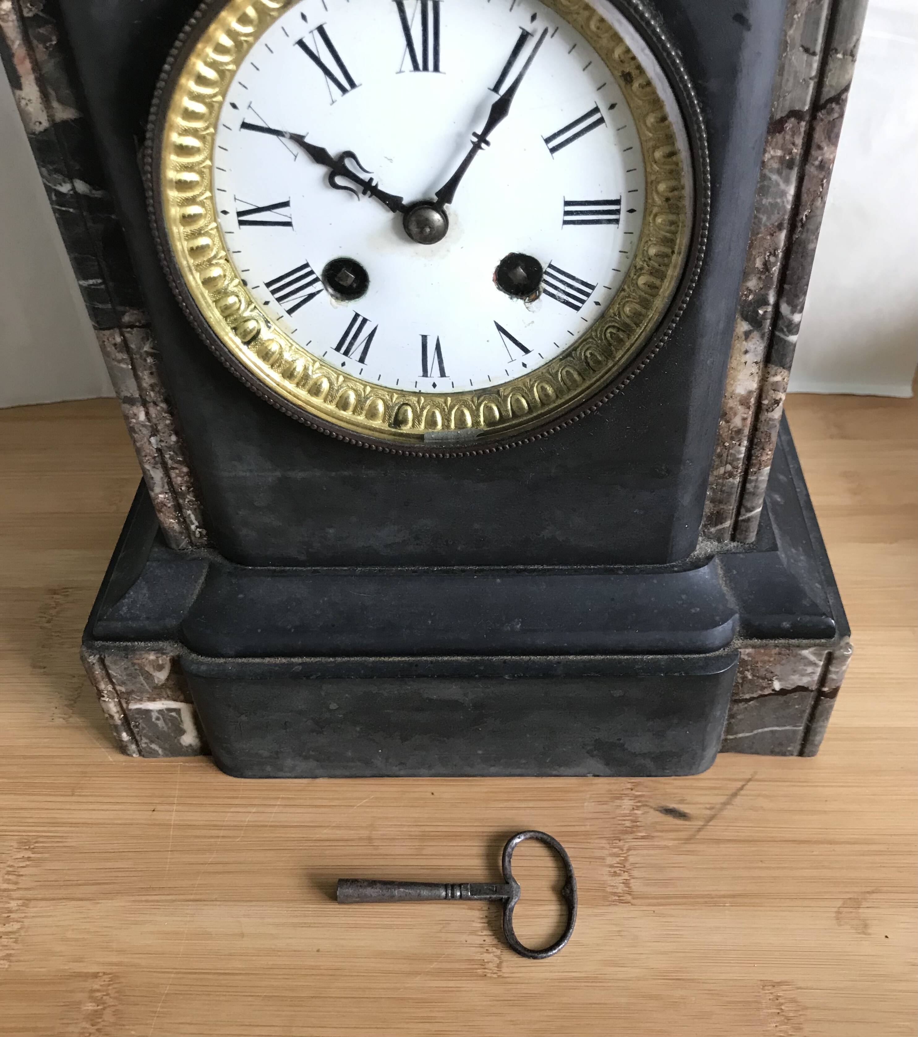 Antique black marble clock from the Napoleon III period