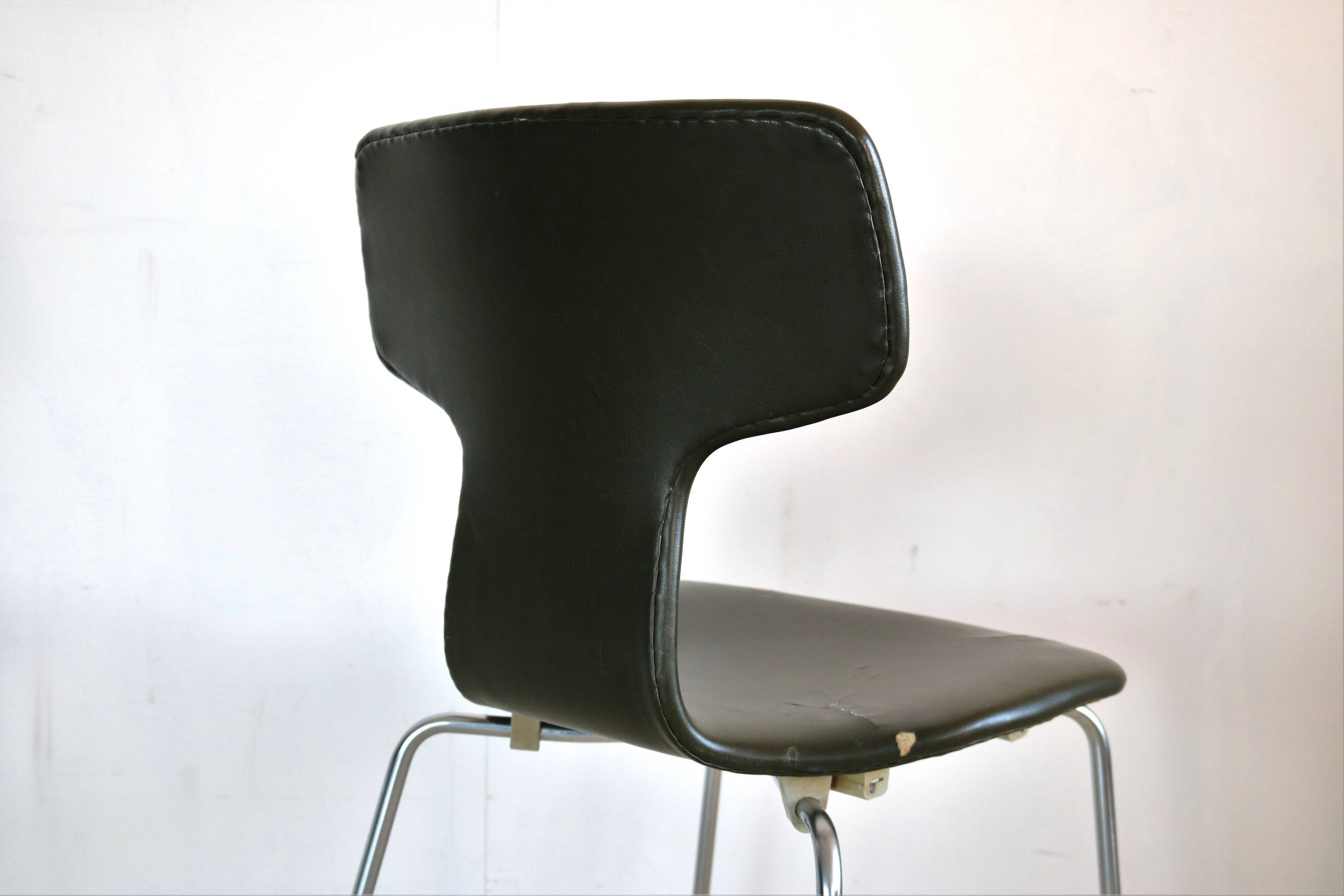Six chaises « marteau » vintage par Arne Jacobsen pour Fritz Hansen