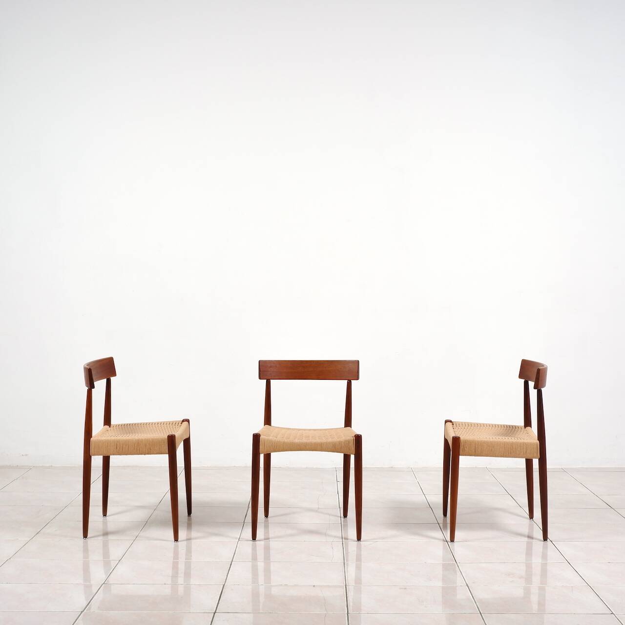 Set of 4 Teak Dining chairs by Arne Hovmand-Olsen for Mogens Kold