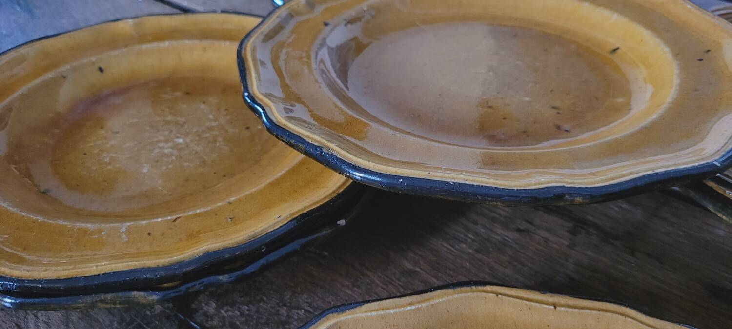 Varages 70's Plates