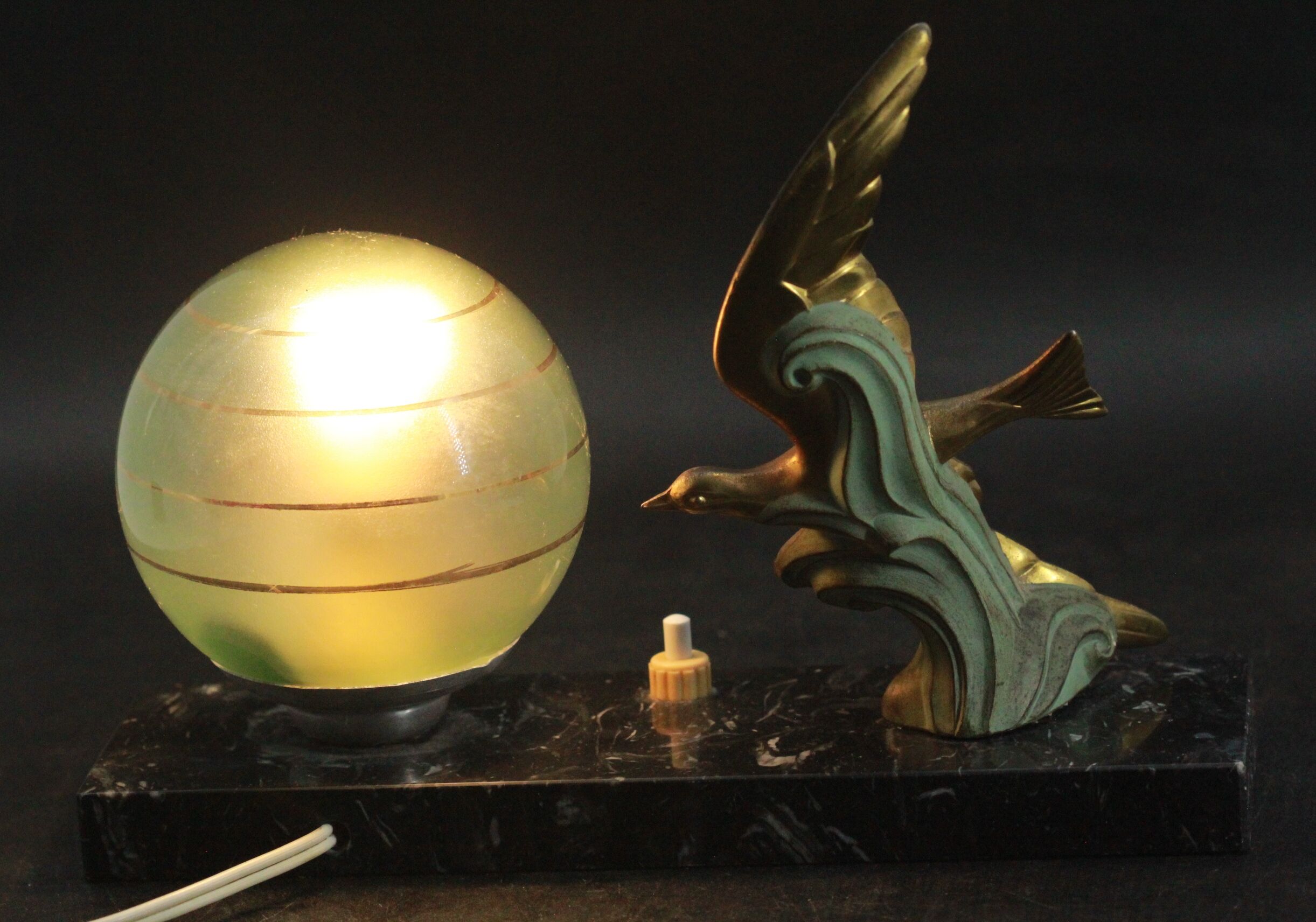 Art deco bird lamp
