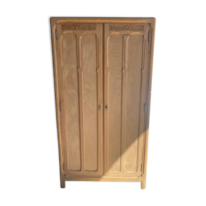 Armoire parisienne Art