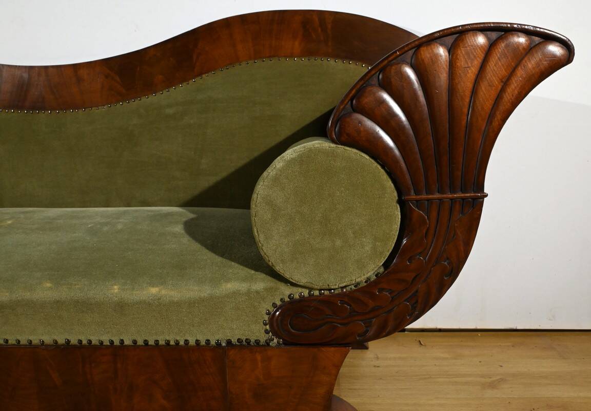 Mahogany Burl Sofa, Biedermeier Style – Late 19th Century