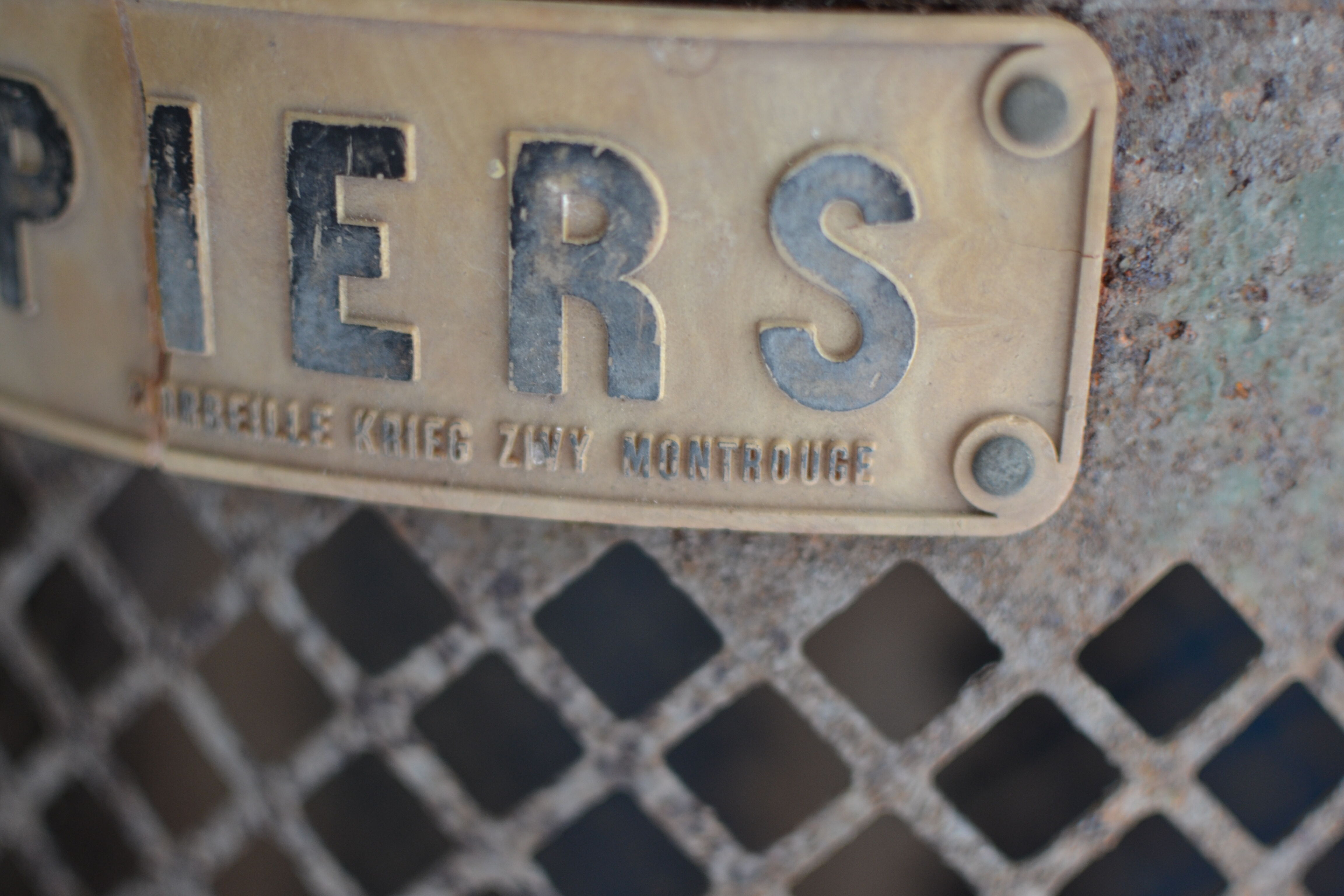 Old paper bin on rue Montrouge