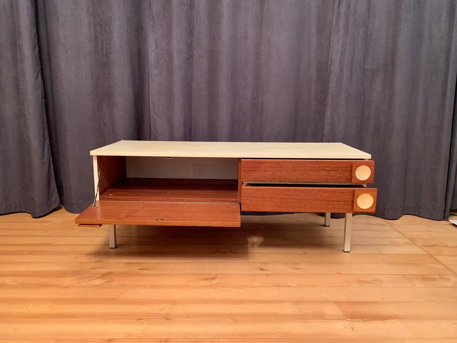 Commode vintage, années 1970