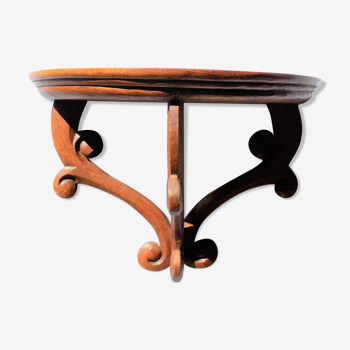 Étagère console en bois sculpté