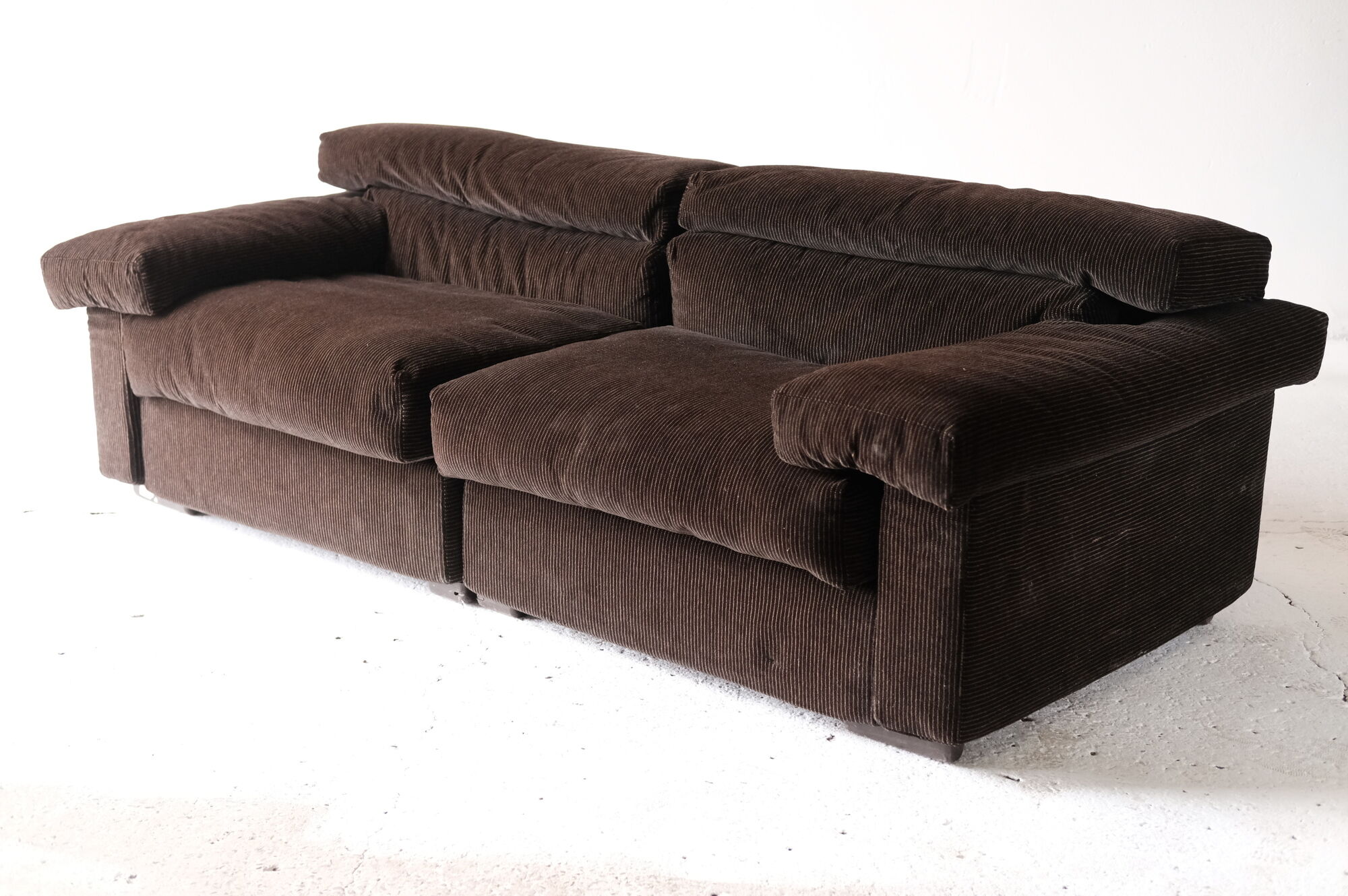 Sofa "Erasmo" by Tobia Scarpa for B&B Italia, Brown Ribbed Velvet, 1970's