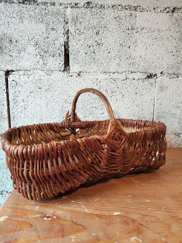 Panier ancien en osier – Travail artisanal – Esprit maison de campagne