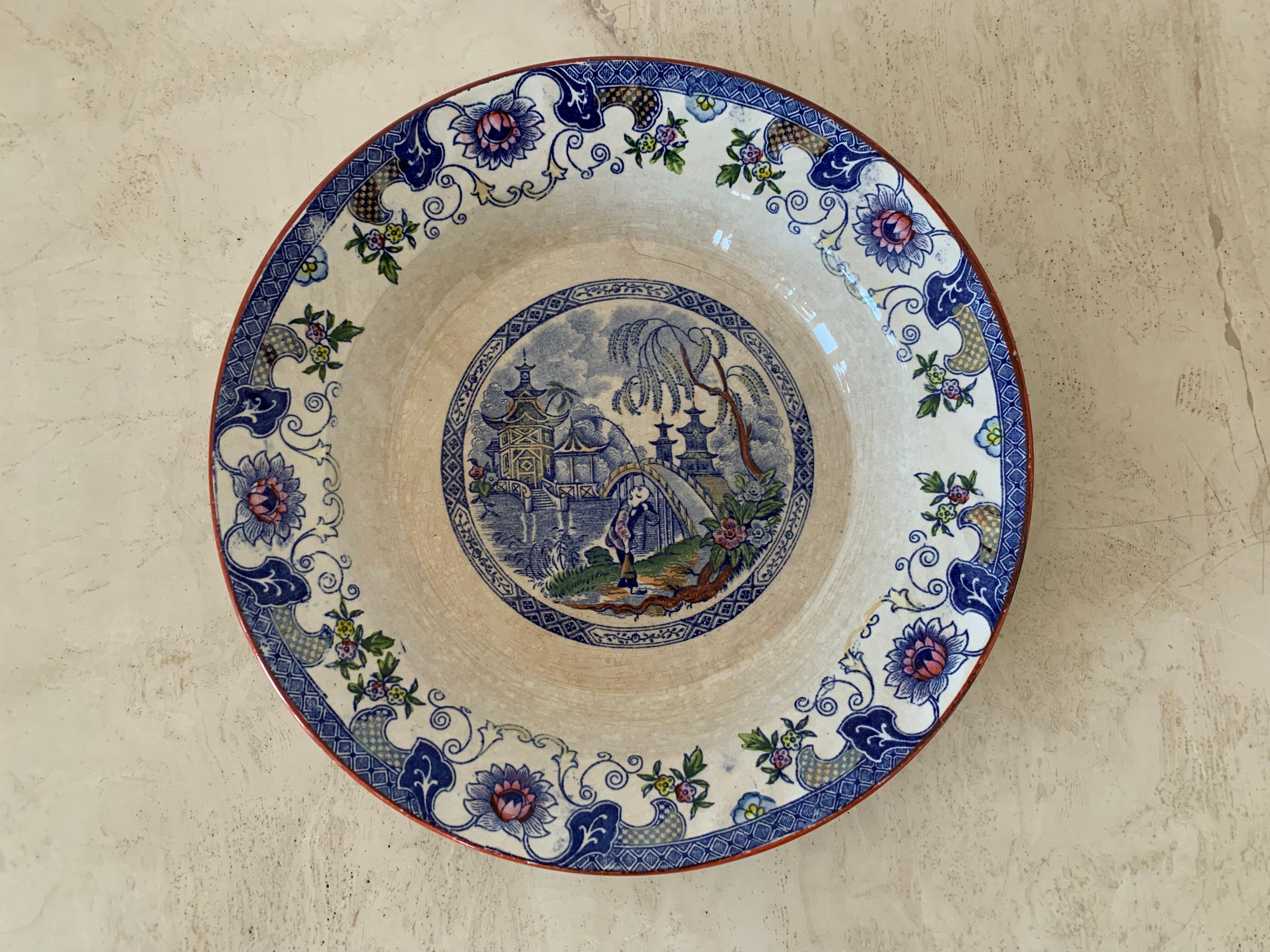 Digoin & Sarreguemines dish