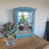 Armoire de pharmacie