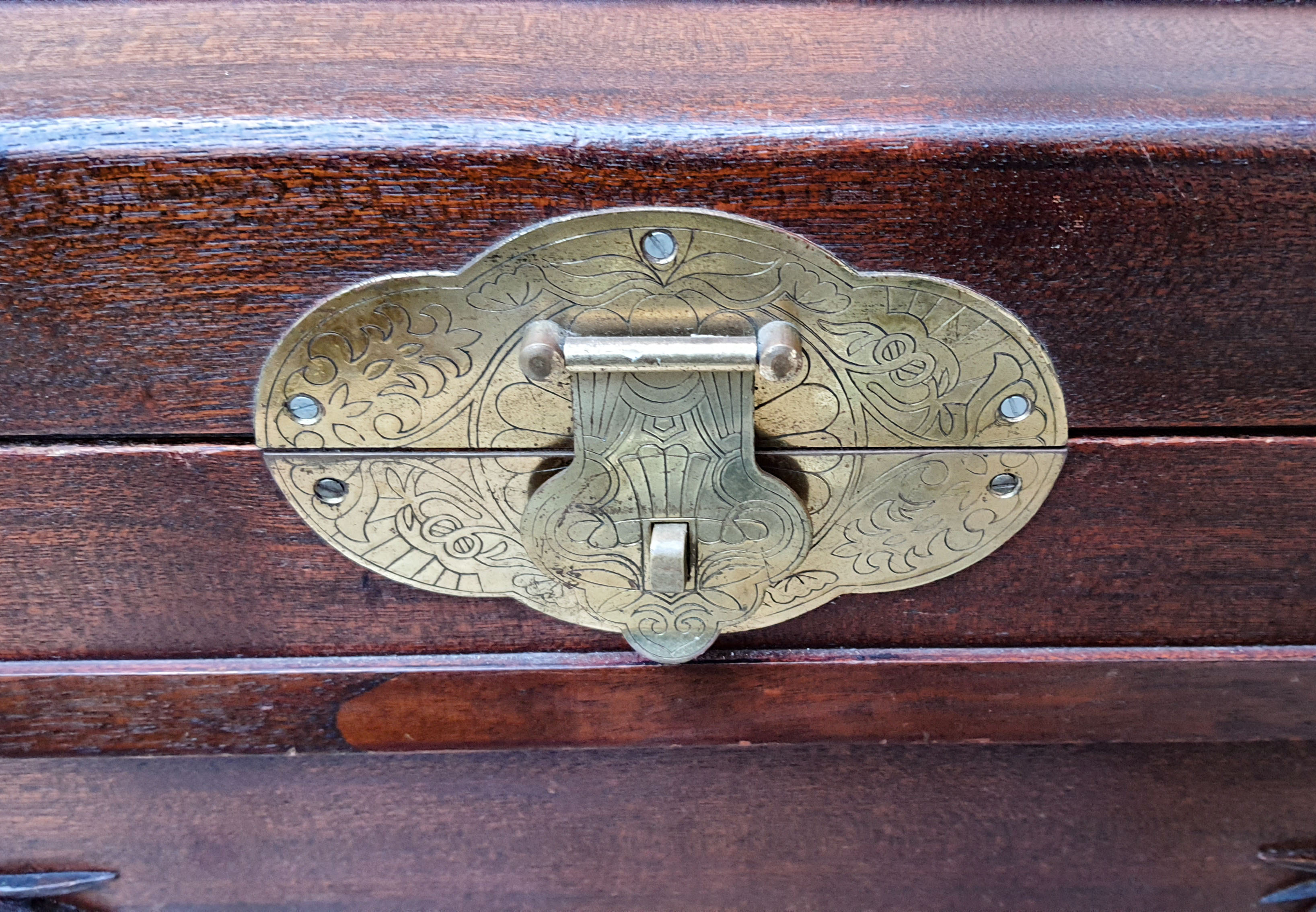 Large trunk trunk China XXeme 122cm