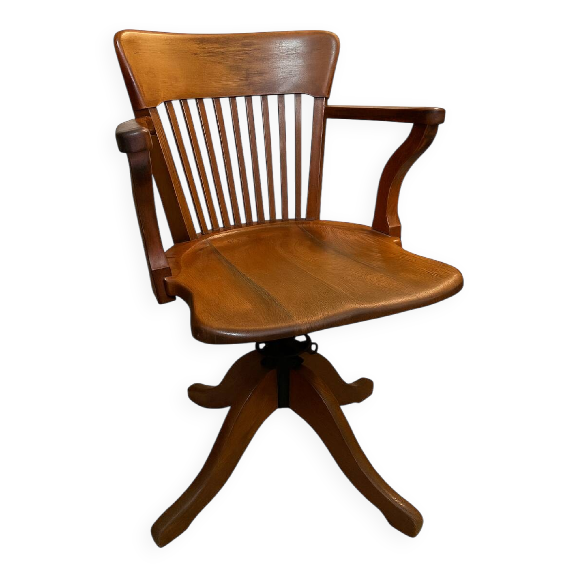 1930s American armchair