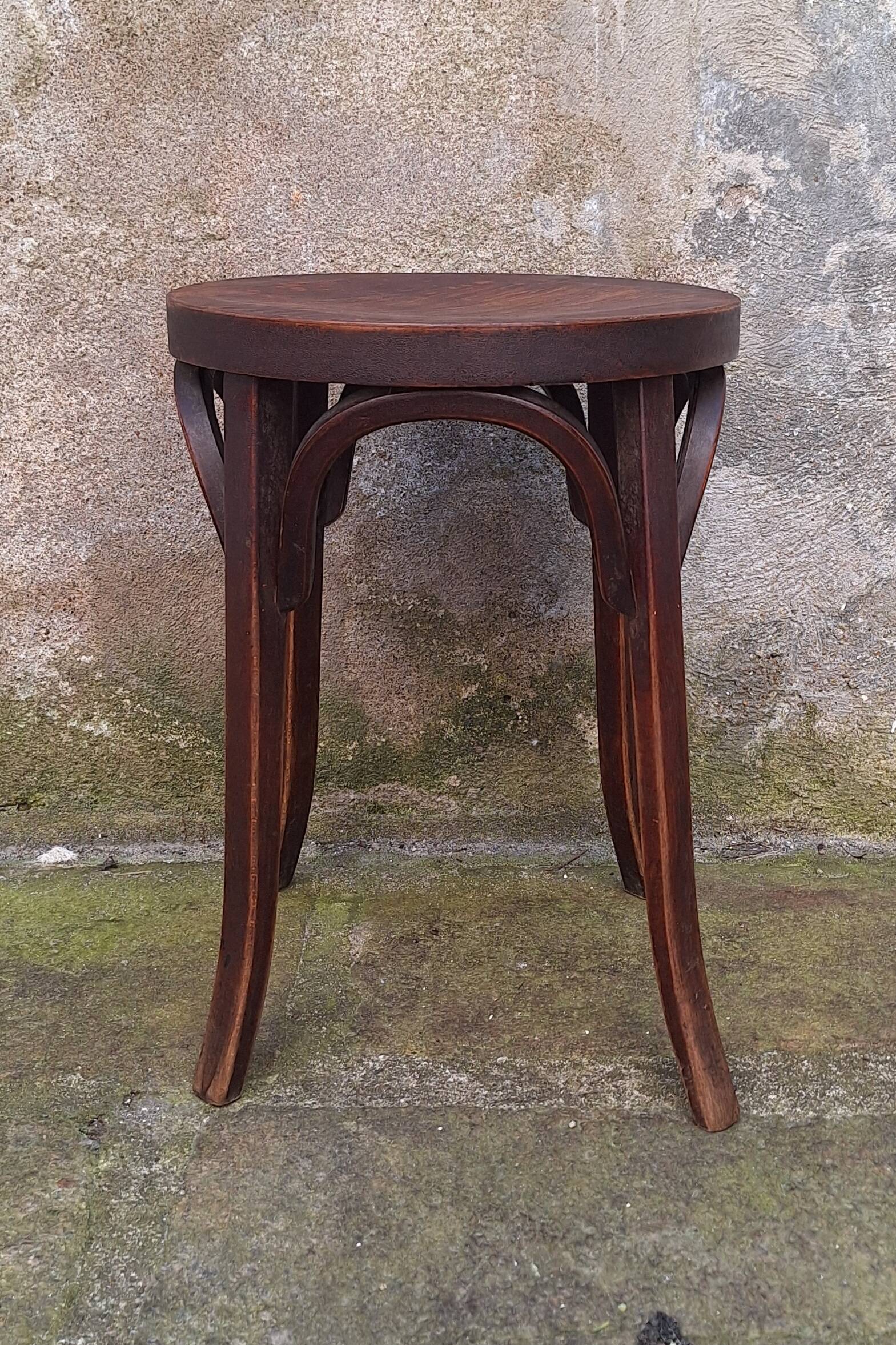Tabouret en bois courbé Baumann