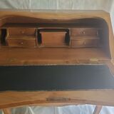 Secretary back of ane