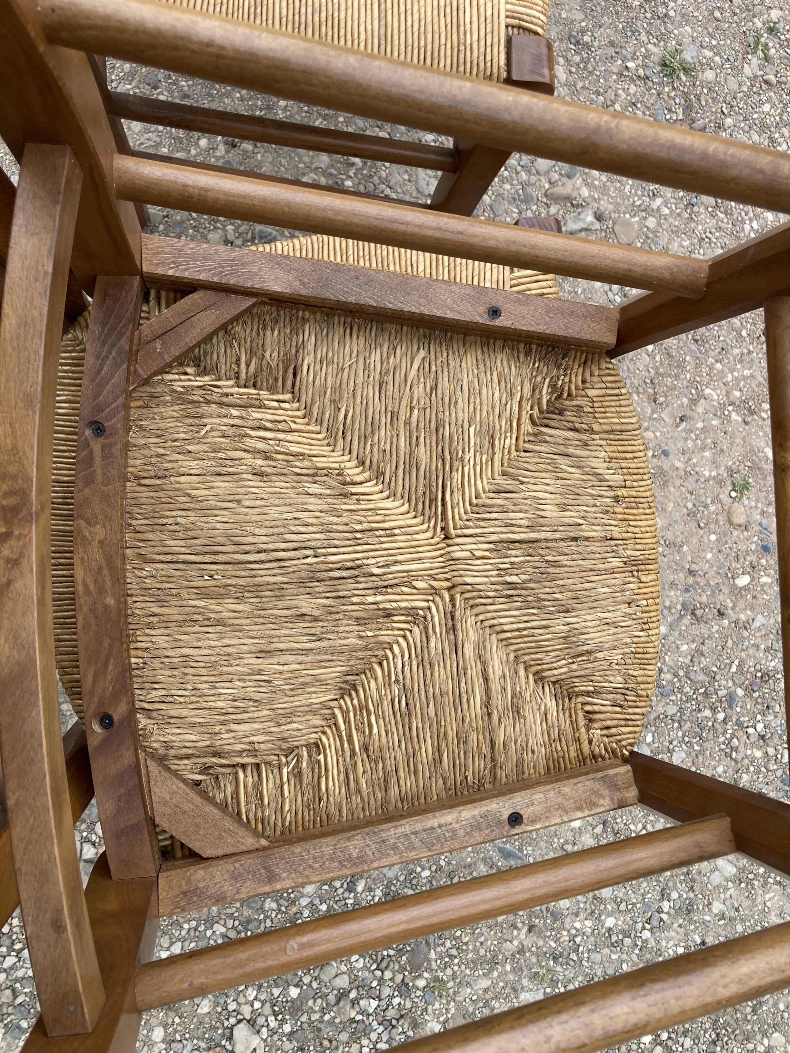 4 chairs mulched in ash