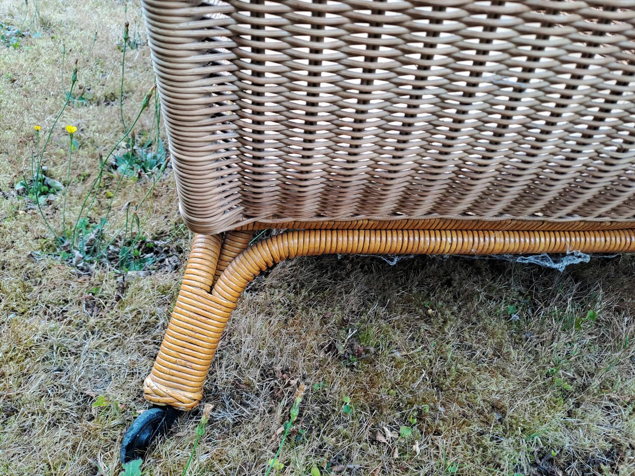 Rattan cradle.