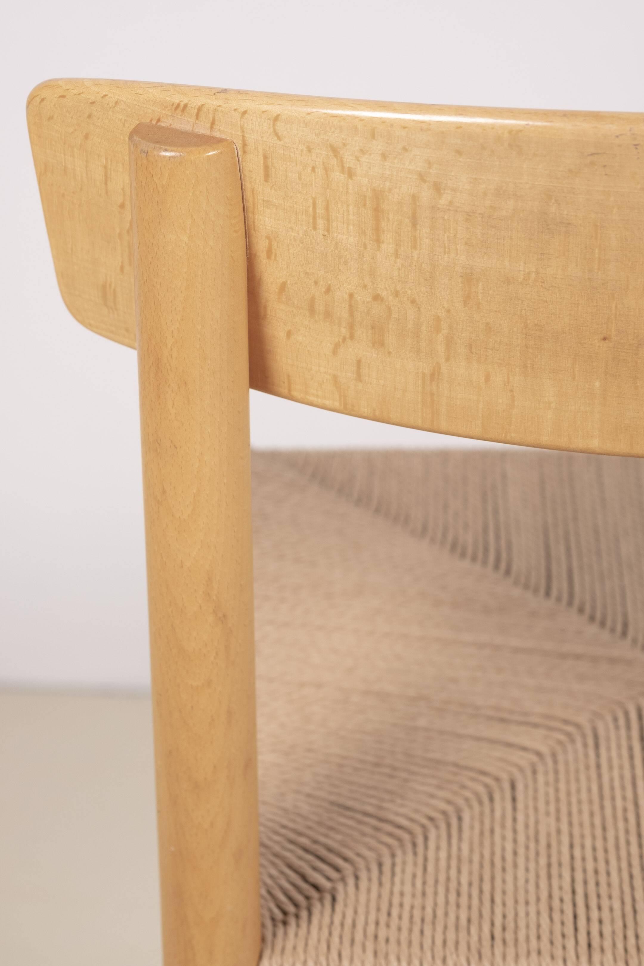 2x Børge Mogensen J39 People's Chair in Beech, 1970s Denmark