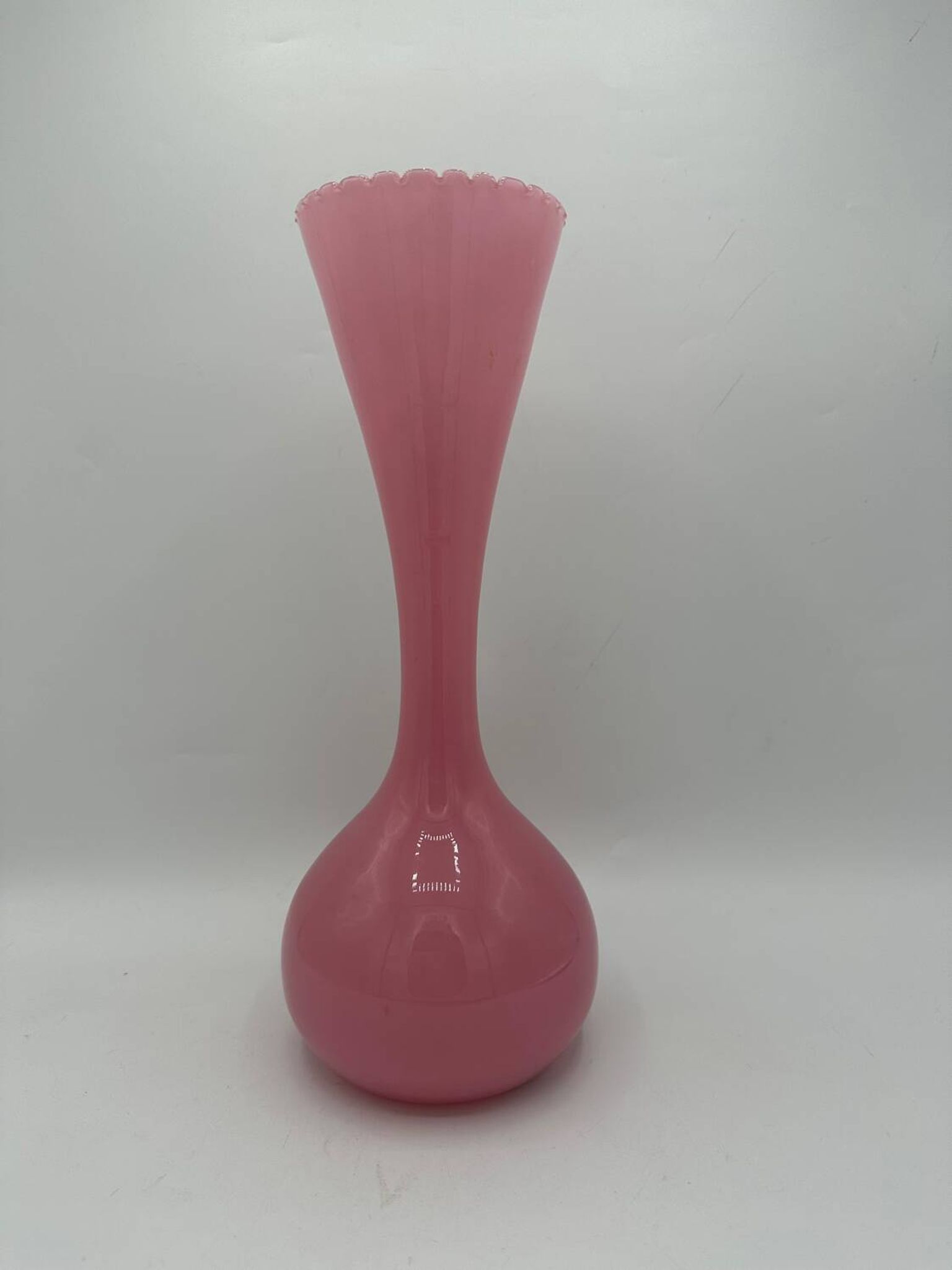 Vase opaline vintage