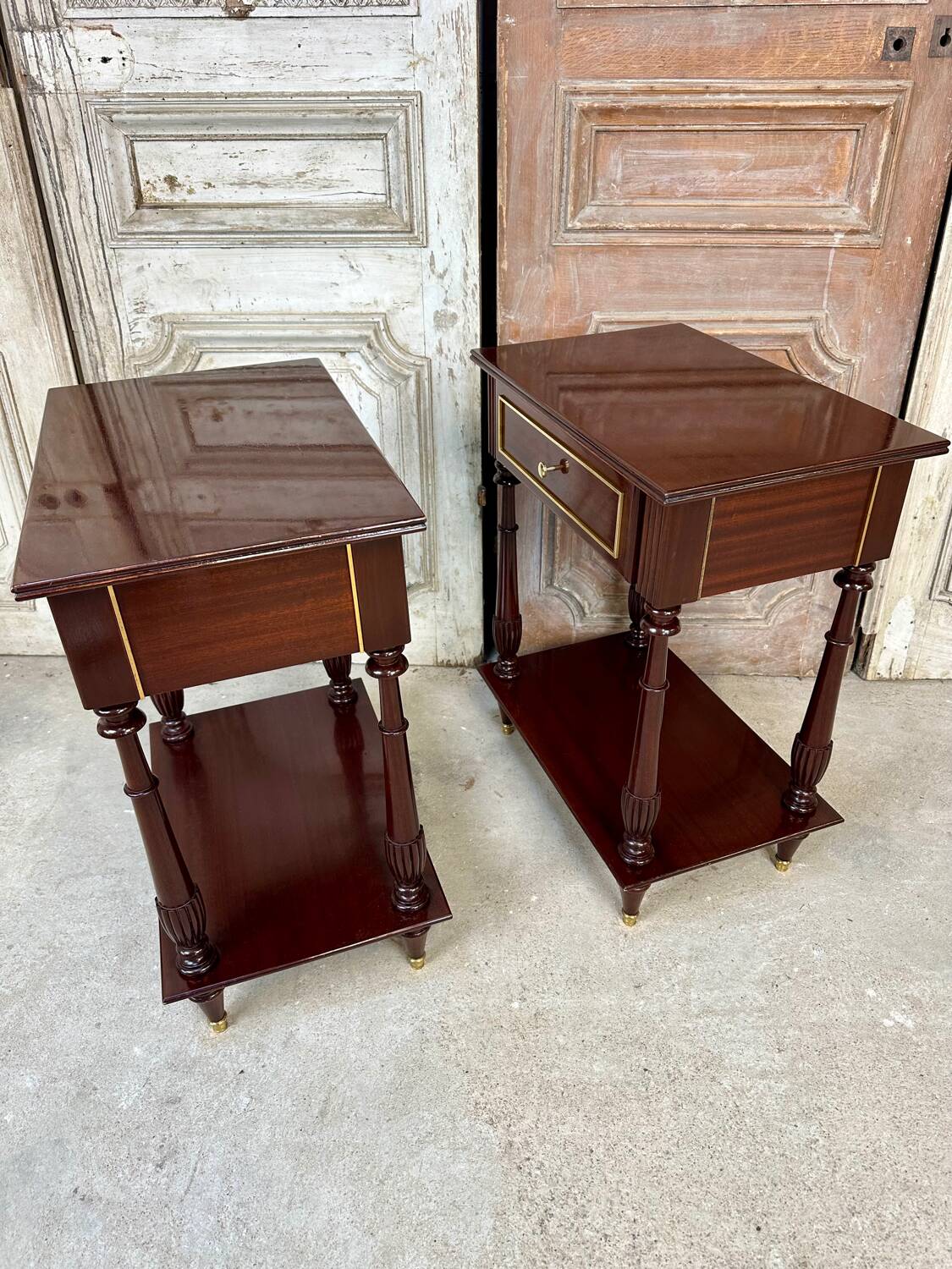 Paire de chevets vintage en acajou 20e siècle