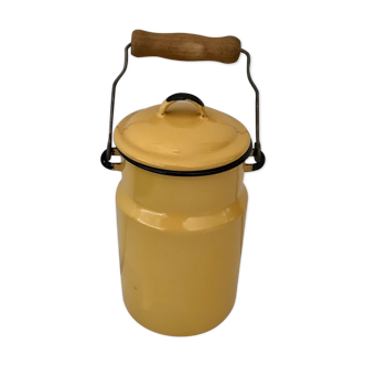 Vintage 1950 yellow enamelled milk pot