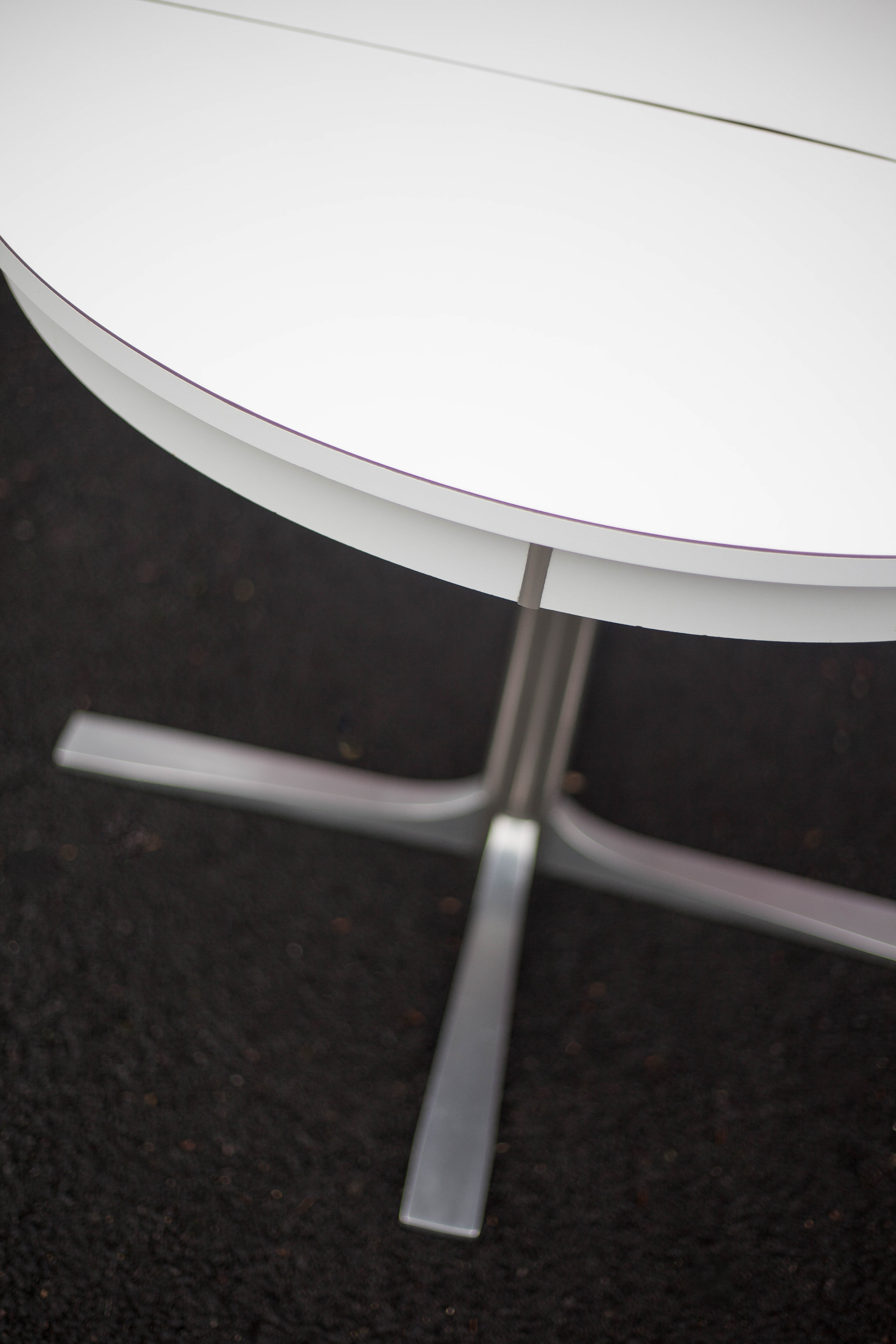 Round table formica white vintage 60/70