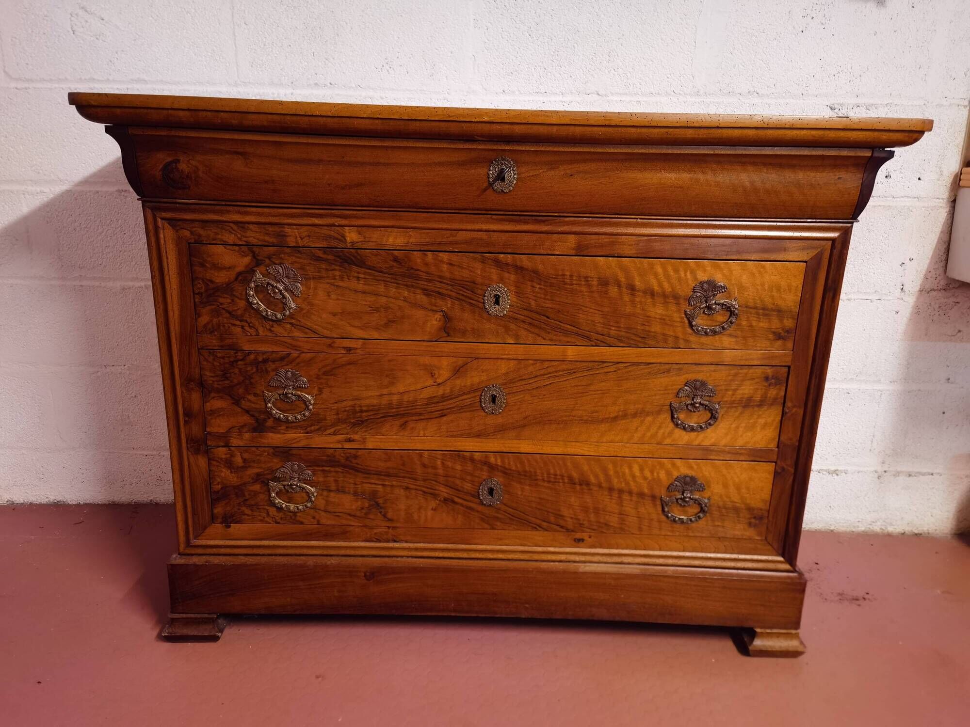 Restoration of a commode