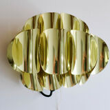 Wall sconce in brass leaf shaped