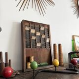 Wall coat rack with 4 wooden balls