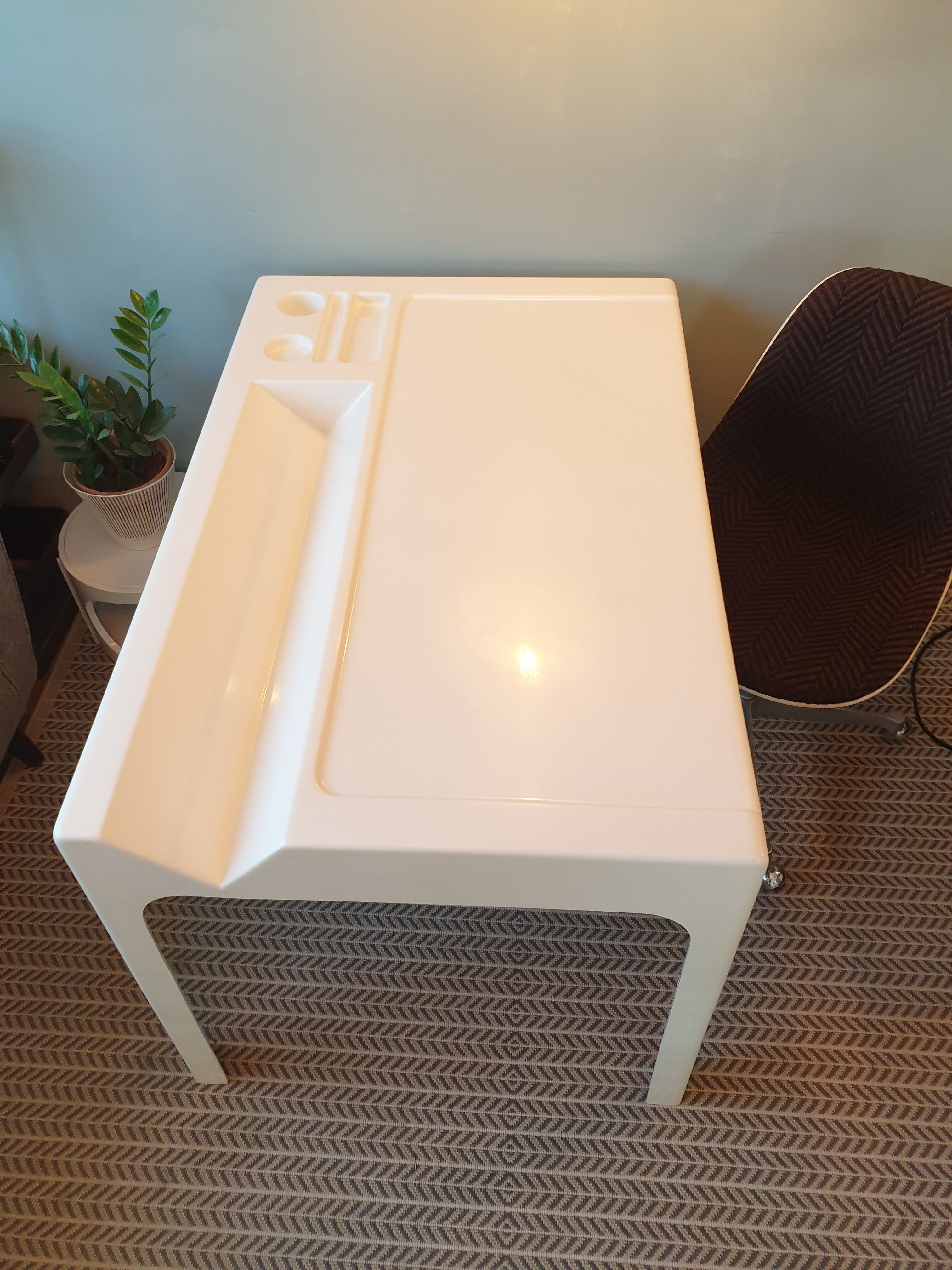 Office Ozoo Marc Berthier 1960 molded fiber