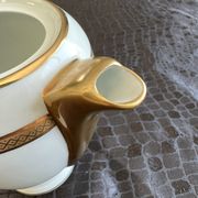 Sugar bowl, milk jug and teapot set