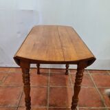 round table 4 feet in cherry wood