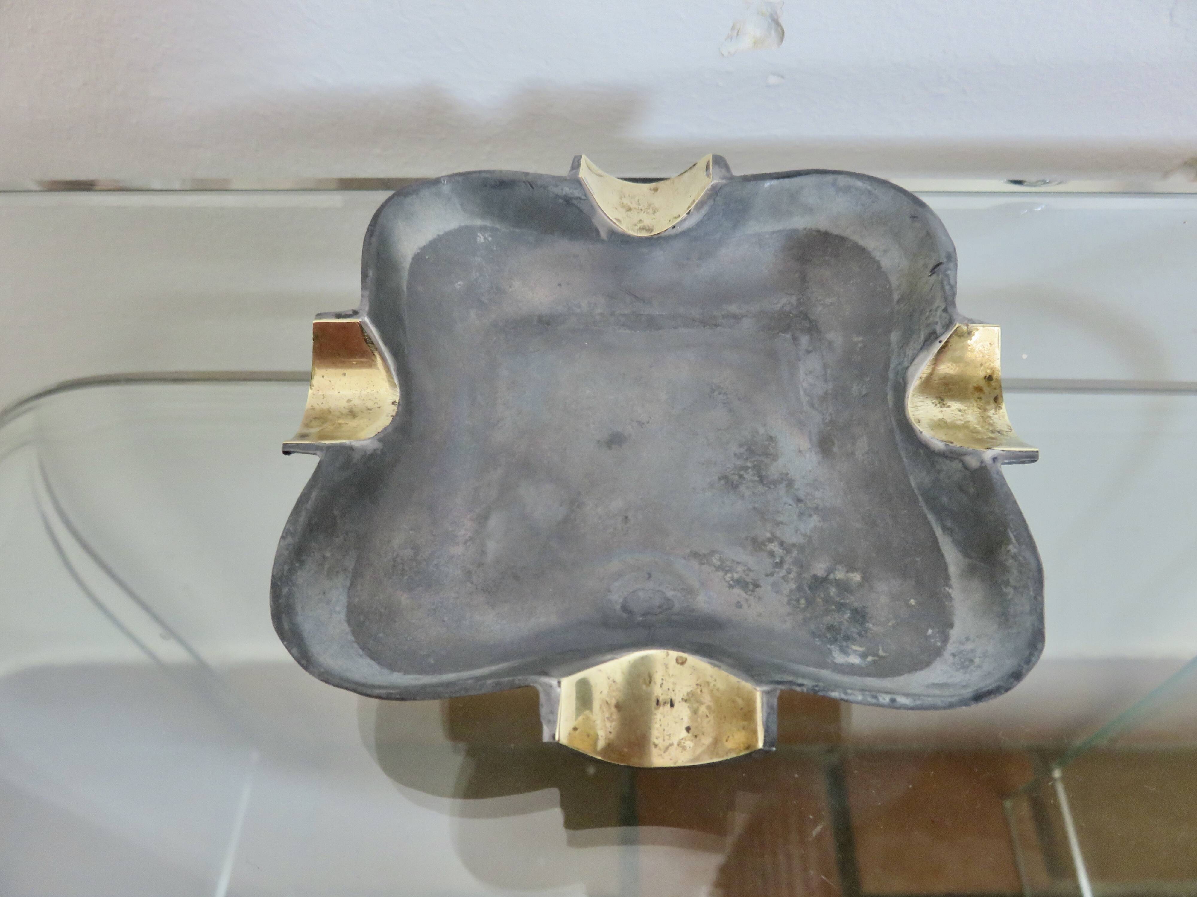 Série de 3 cendriers empilables, dans le gout de Carl Auböck, 1950