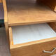 Bureau vintage en chêne clair