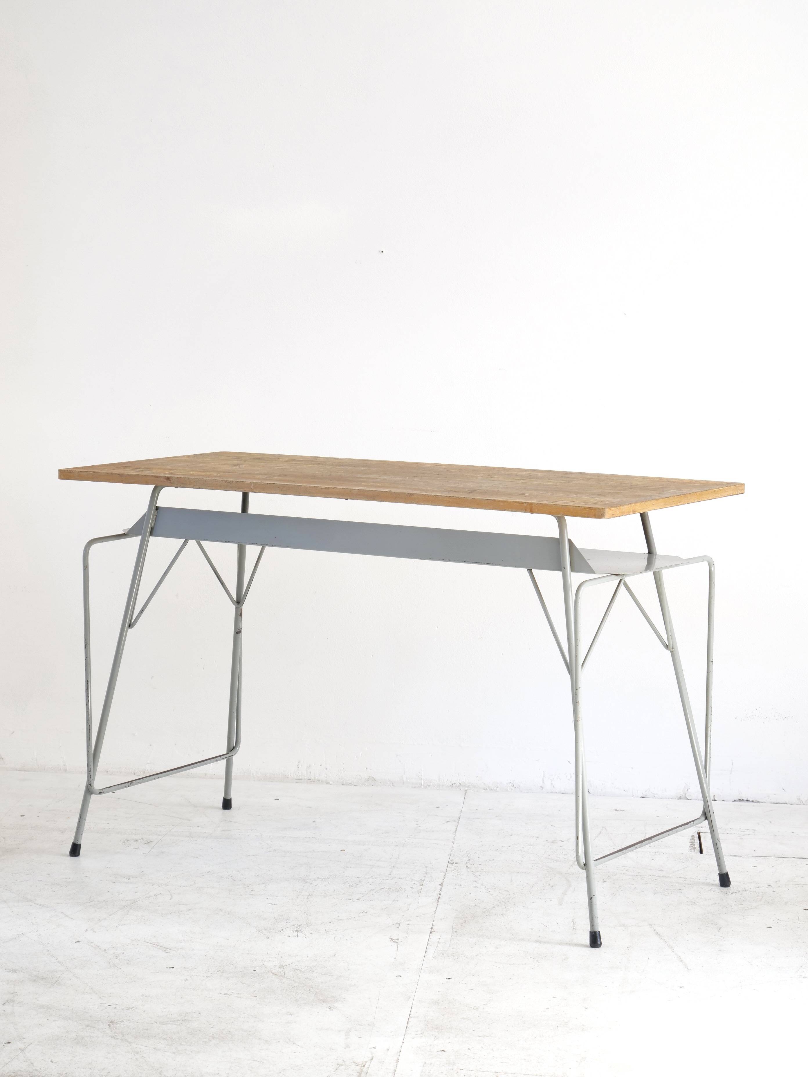 Bureau de Willy Van Der Meeren