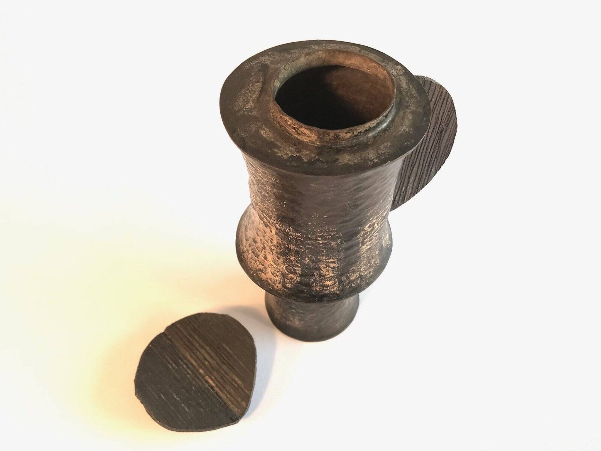 Italian brutalist lidded bronze jug by Lorenzo Burchiellaro, 1960s