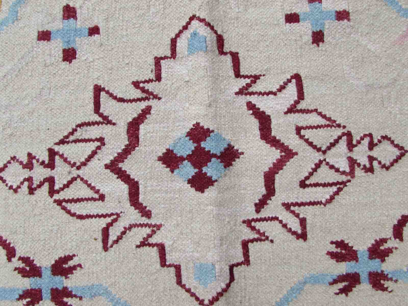 Handmade indian indian vintage rug 121cm x 189cm 1970s