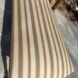 Old daybed