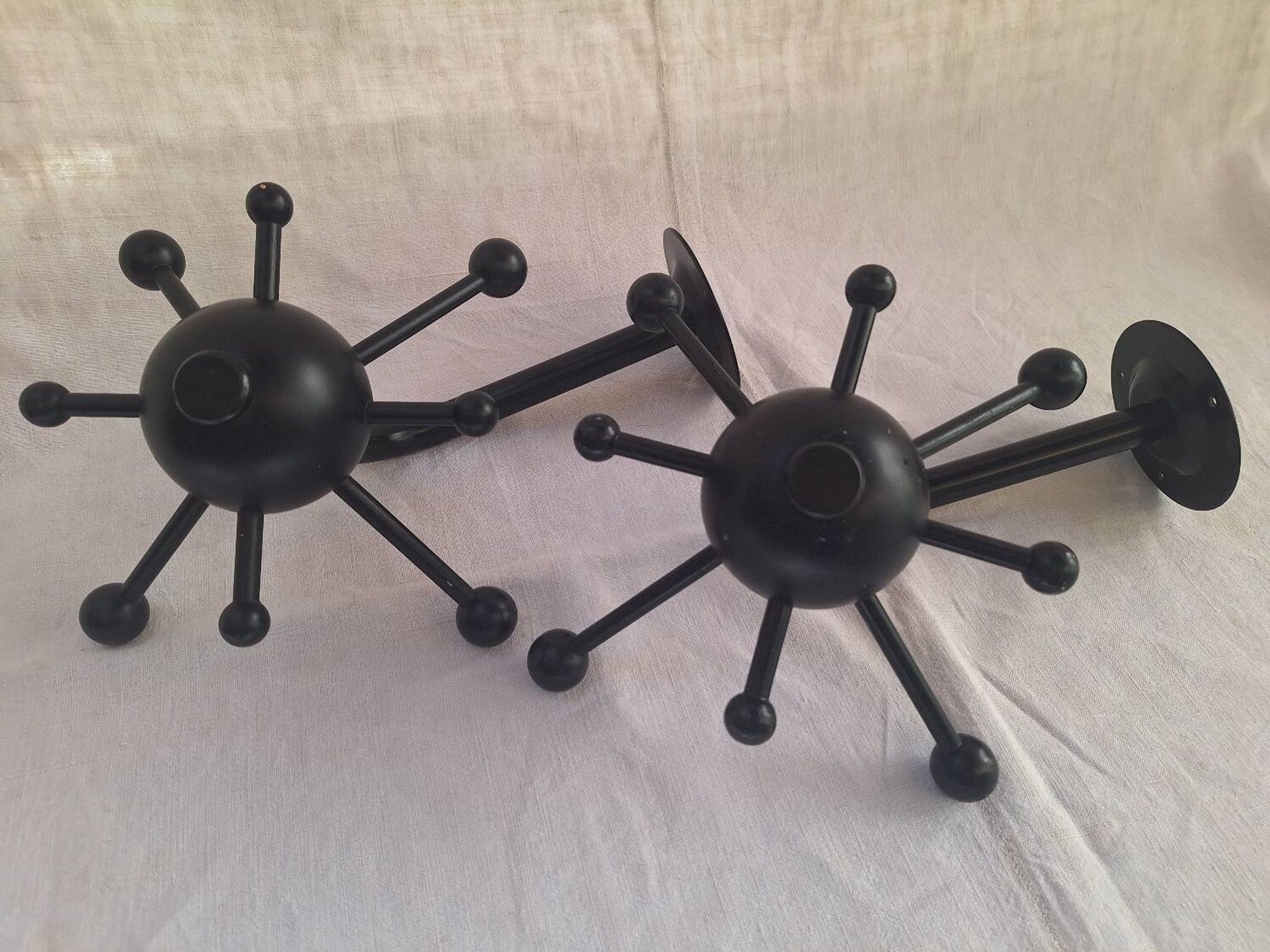 Paire de porte manteau sputnik 1990